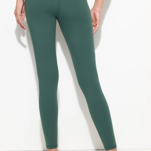 Spiritual Gangster Sport Bra and Leggings Set (Small) - Picture 6 of 8